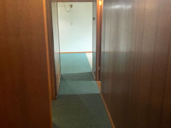 5th image of 1004 W Campus Dr #4