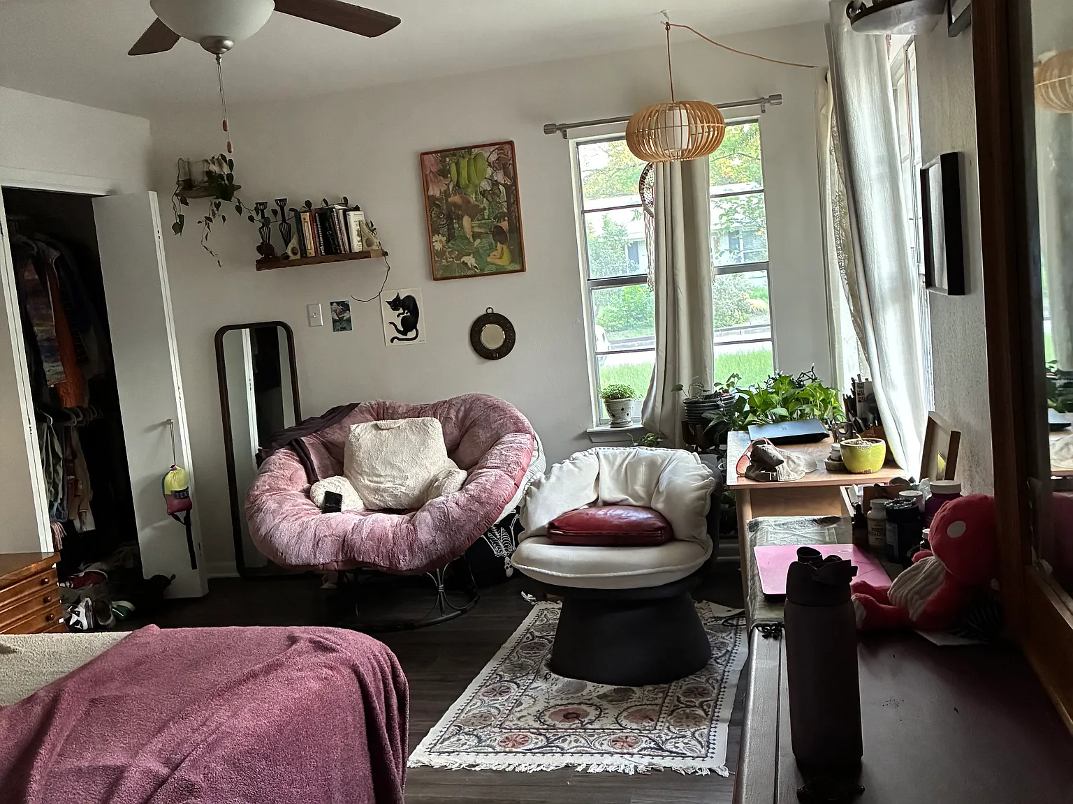 4 bed, 2000 sqft, $1,000 — Photo 2