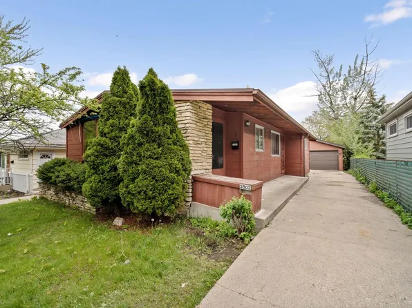 3802 North 97th PLACE, Milwaukee, WI 53222
