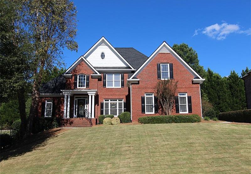 1st image of 682 Grassmeade Way