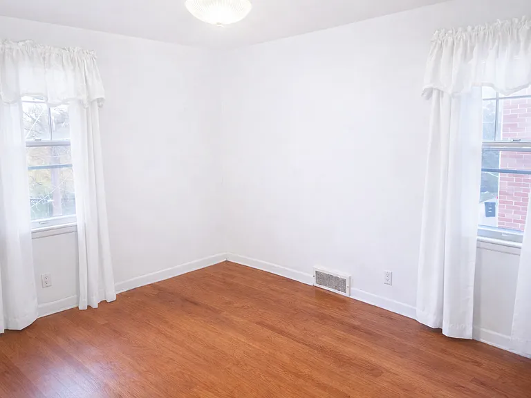 1002 N 40th St #4 — Photo 15