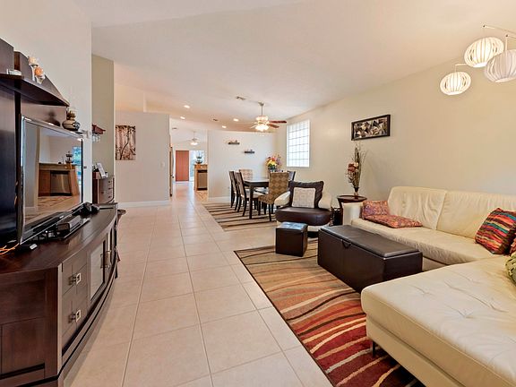 Formal Dining Rm & Living Rm