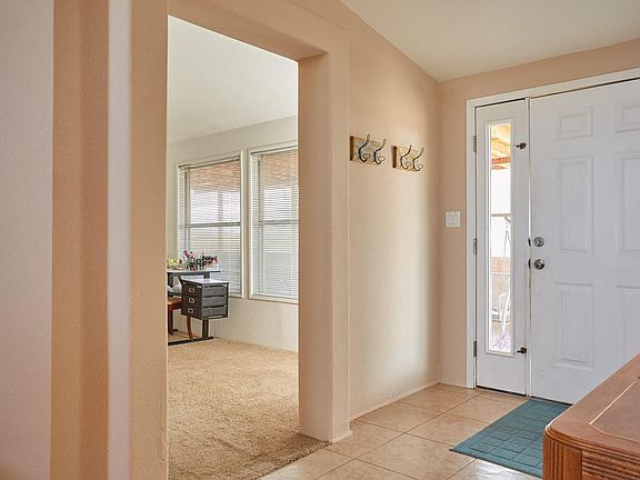 4th image of 7330 N Coltsfoot Dr