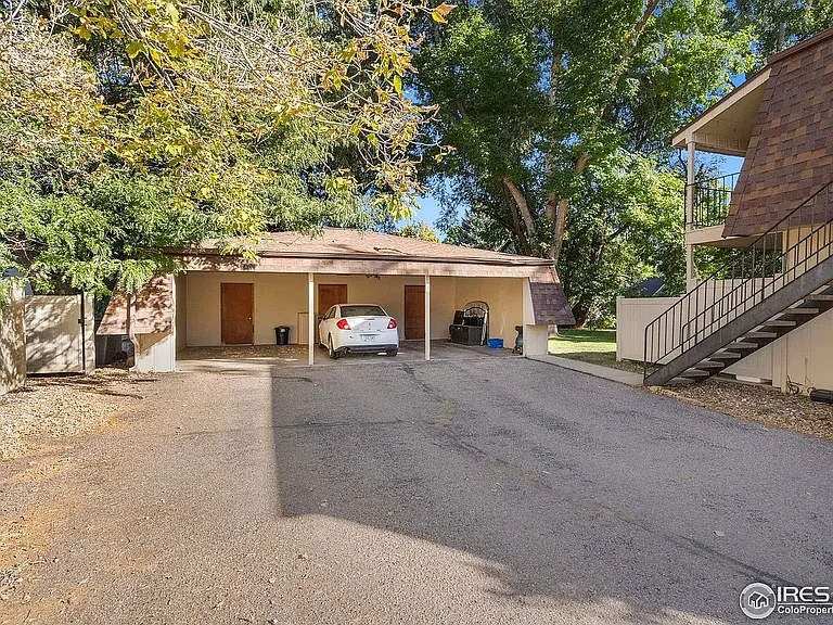 1112 Kirkwood Dr #1 — Photo 18