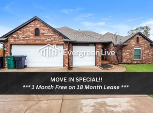 16904 Gladstone Cir, Edmond, OK 73012