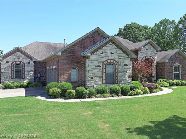 3703 Ashebury Point, Greenwood, AR 72936