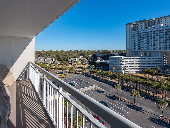 4th image of 9820 Queensway Blvd. #807
