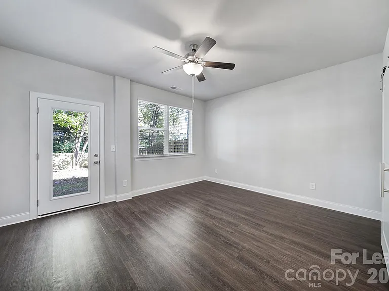 2432 Arty Ave — Photo 6
