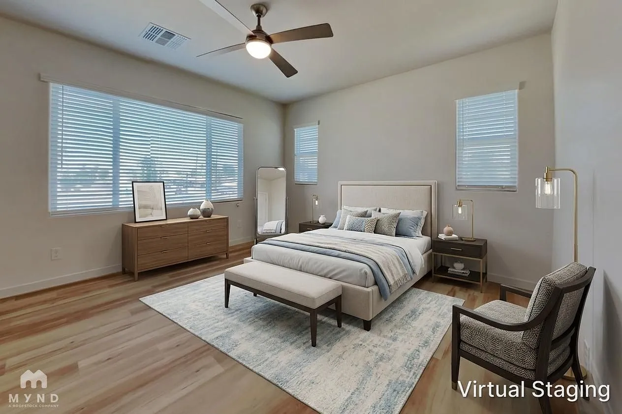 4 bed, 3.0 bath, 2401 sqft, $3,265 — Photo 4