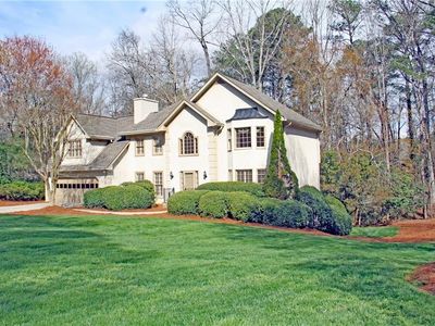 2070 Shallowford Park Mnr, Roswell, GA, 30075