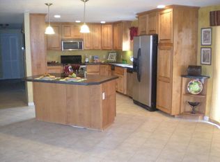 1123 S Highland Dr, Kennewick, WA 99337