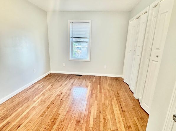 15 Lawrence St Unit 2