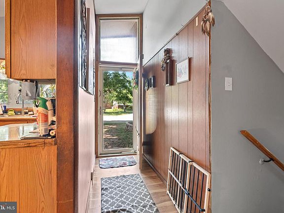 5th image of 514 Dartmouth Dr
