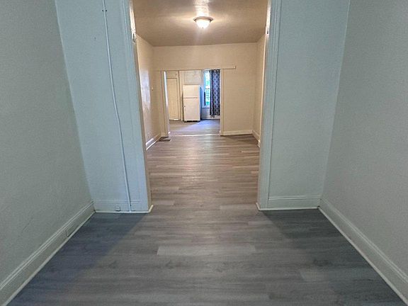 5th image of 2506 W Pratt St