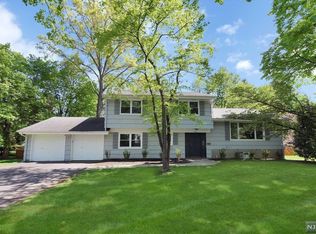 91 Wells Ct, Demarest, NJ 07627