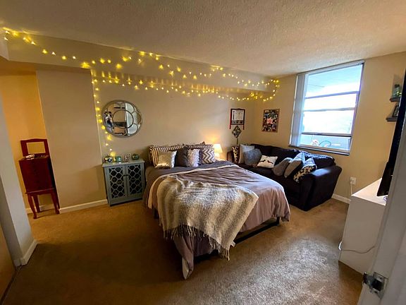 3rd image of 1250 Galapago St APT 311