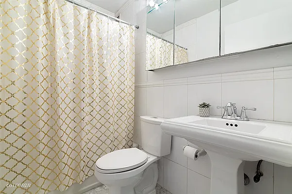 Rented by Corcoran | media 9