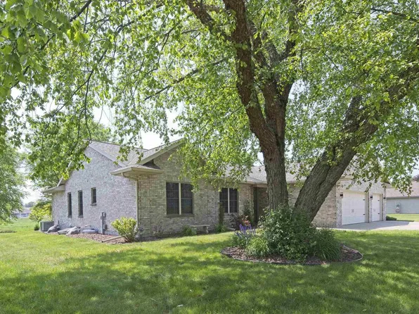 552 Meadowlark Lane, Portage, WI 53901