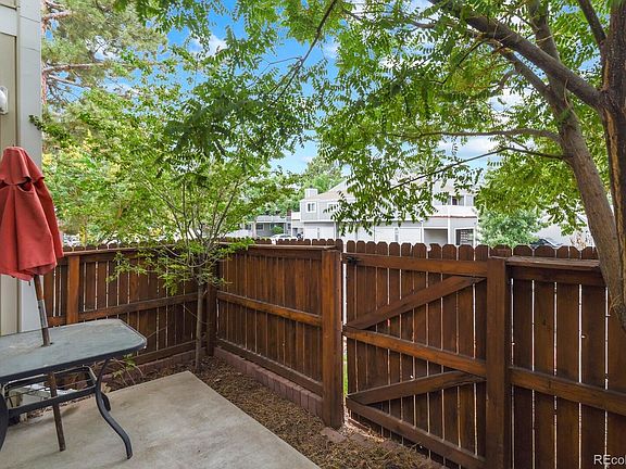 5th image of 1050 S Monaco Pkwy Unit 54