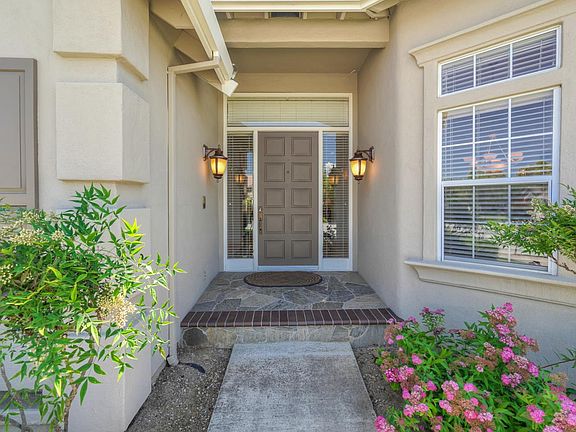 4th image of 17447 Serene Dr