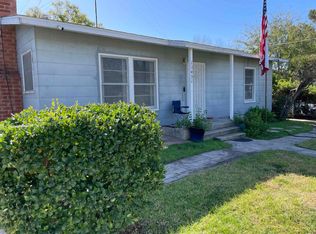 13451 Lakeshore Dr, Lakeside, CA 92040