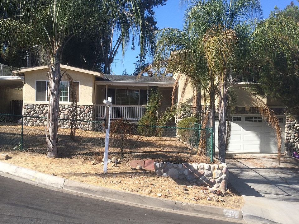 1st image of 7436 Lowell Ct