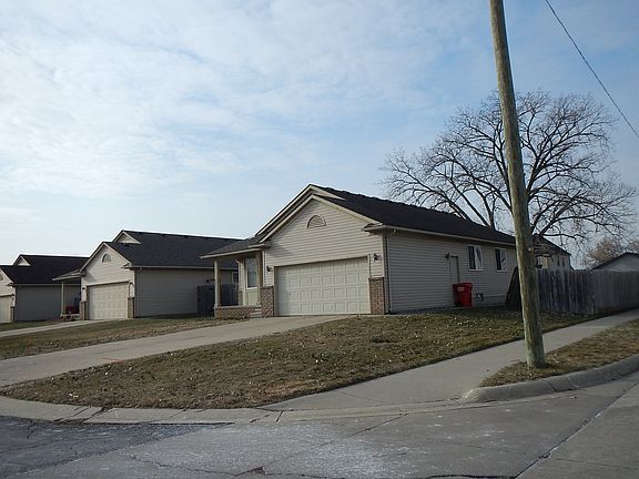 4th image of 25471 Church Ct