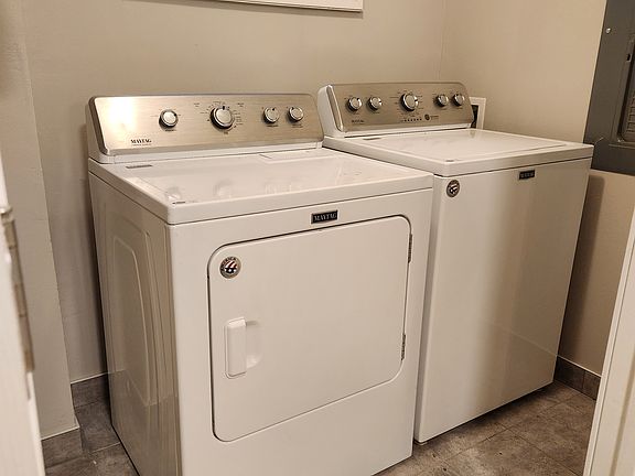 5th image of 22 Tracy St #2