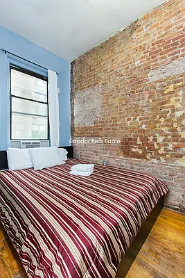 Rented by Mirador Real Estate | media 3