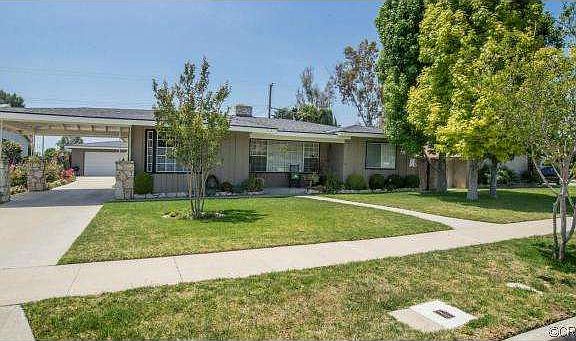 2nd image of 113 Ladera Vista Dr
