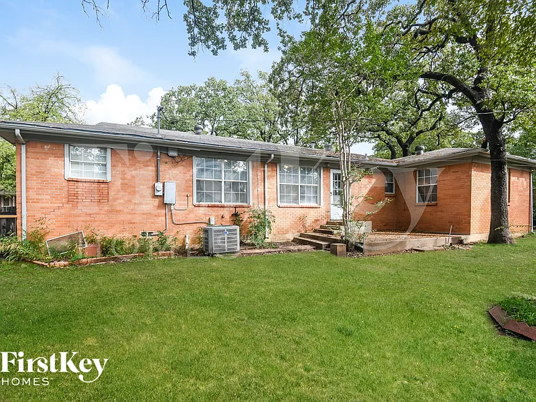 6508 Normandy Rd — Photo 15