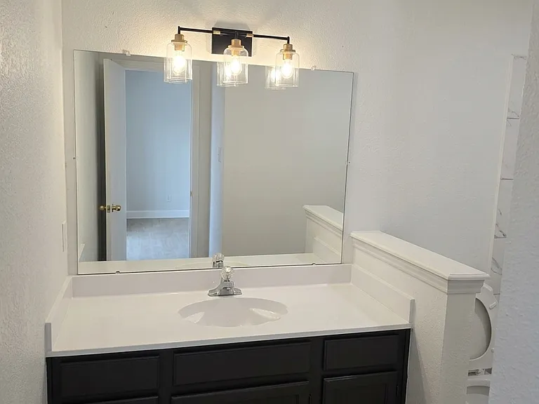 6848 S Creek Dr — Photo 10