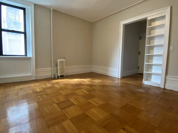 711 Ocean Avenue image 6 of 8