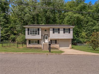 604 Lost Valley Dr, Huntington, WV, 25705