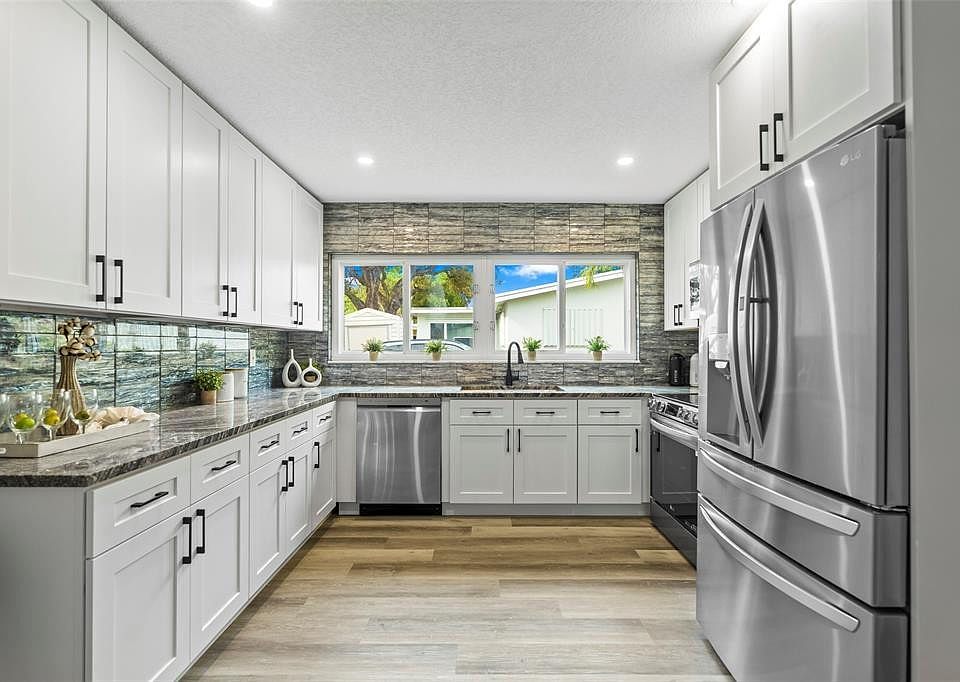 1st image of 4525 SW 27th Terrace