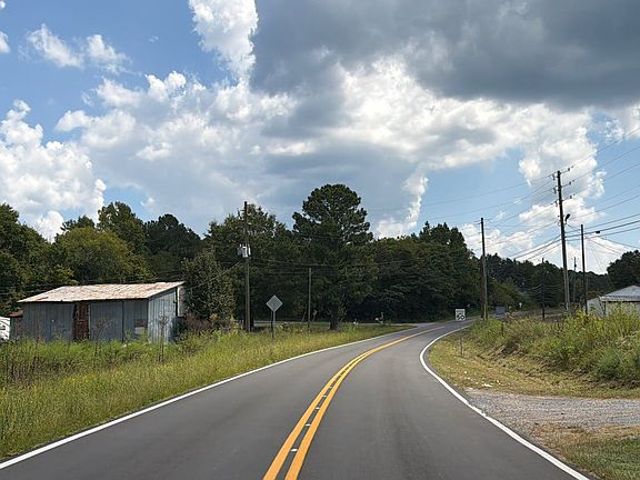 4th image of 611 Wilbanks Rd