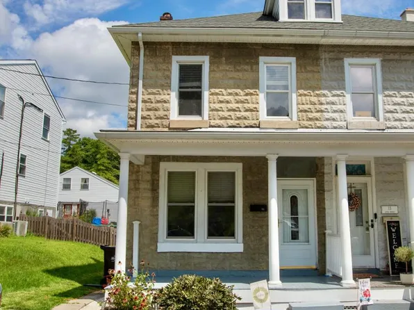 15 Apple St, Boyertown, PA 19512