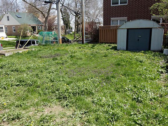 4th image of 1209 E Roadsmeet St