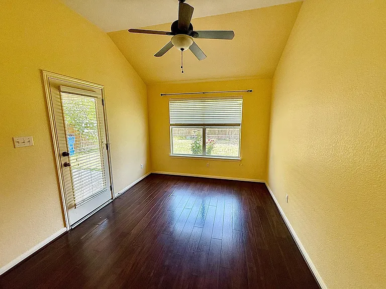 3512 Hidden Lake Xing — Photo 20