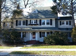 483 Walton Rd, Maplewood, NJ 07040