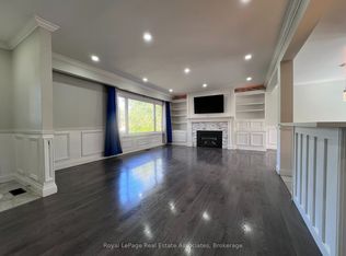 222 Columbia Dr, Hamilton, ON L9C 3Y9
