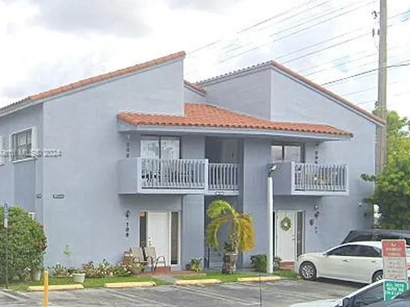 13673 SW 62nd St APT 205-2, Miami, FL 33183