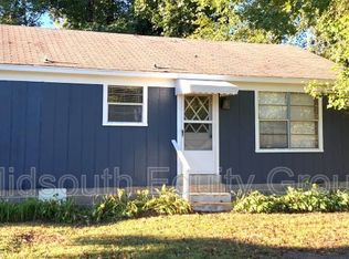 106 Parkburg Rd, Jackson, TN 38301