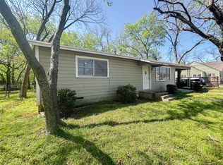 308 S Sherman St, Pilot Point, TX 76258