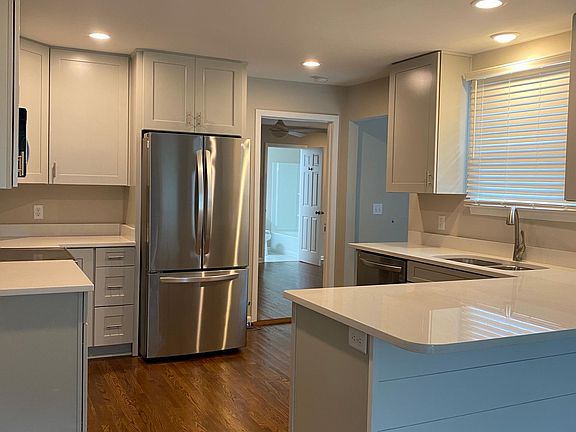 Kitchen on the A side