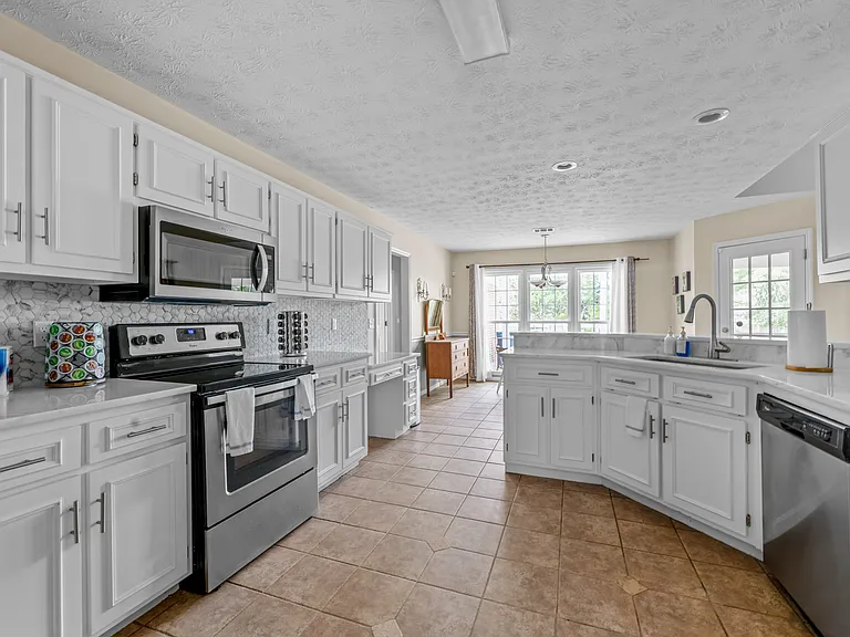 Loblolly Ln — Photo 8
