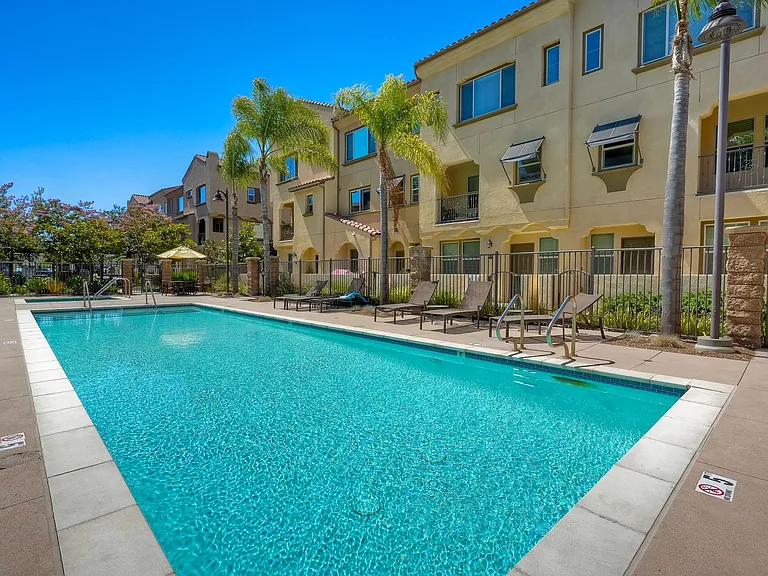 1576 Castillo Way — Photo 41