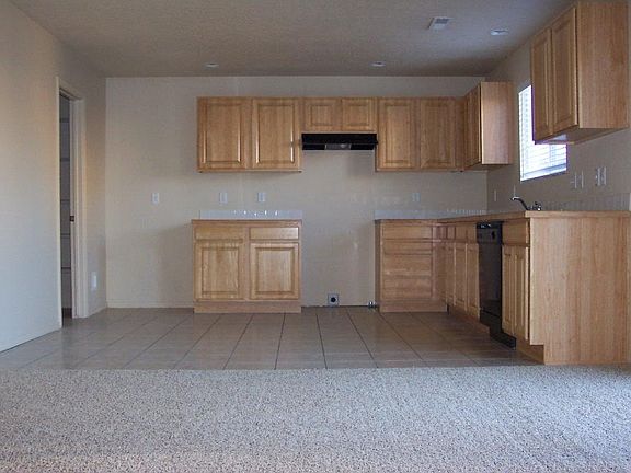2nd image of 206 Forest Park Way