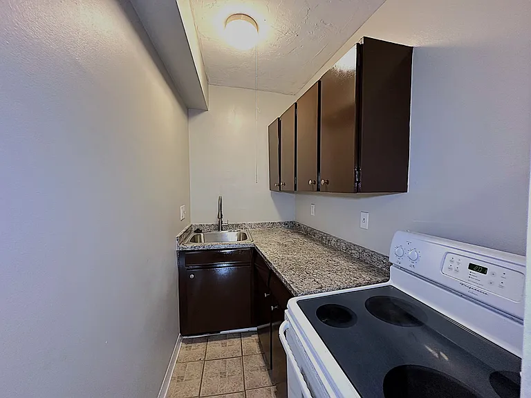 102 W Ida Ave #8 — Photo 13