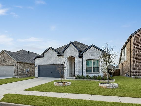 2nd image of 1116 Elijah Dr